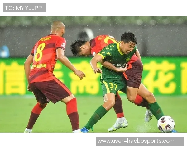 杨希数据：1助攻1错失进球3关键传球，2解围2拦截6抢断，评分72